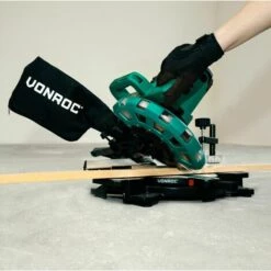 VONROC Scie à Onglet - 1700W – Ø 216mm Lame De Scie De 40 Dents, Laser Et Capot Inclus -Scie électrique stationnaire Soldes Boutique 17822441 4