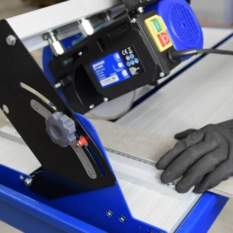 Coupe Carreaux Professionnel Electrique 800W Ø200 KORMAN 6 Coupe Carreaux Professionnel Electrique 800W Ø200 KORMAN – Image 4