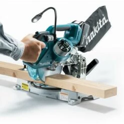 Scie à Onglets MAKITA 18V Li-ion - Ø165mm - Sans Batterie, Ni Chargeur - DLS600Z 7 Scie à Onglets MAKITA 18V Li-ion - Ø165mm - Sans Batterie, Ni Chargeur - DLS600Z -Scie électrique stationnaire Soldes Boutique 4977827 3