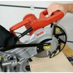 Hecht 828 Scie à Onglet 1800 W Mini Scie Circulaire Avec Laser 4900tr/min 11,2kg -Scie électrique stationnaire Soldes Boutique 53347065 4